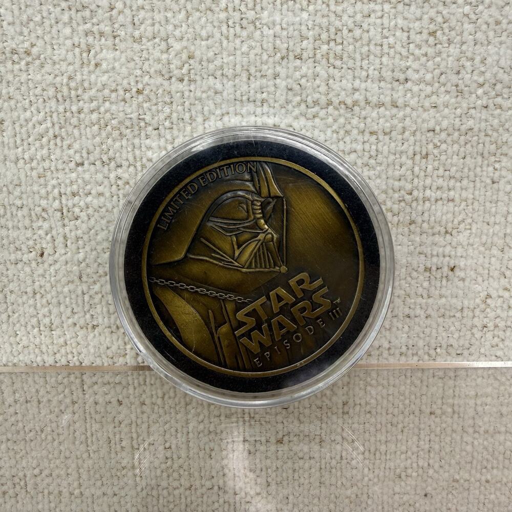STAR WARS Episode III Limited Edition Coin 2005 Challenge 2" Medallion 3 Vader